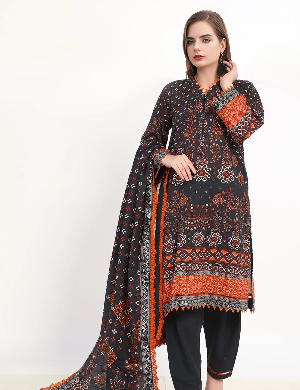 3 Piece – Printed Khaddar Suit | SAW-65