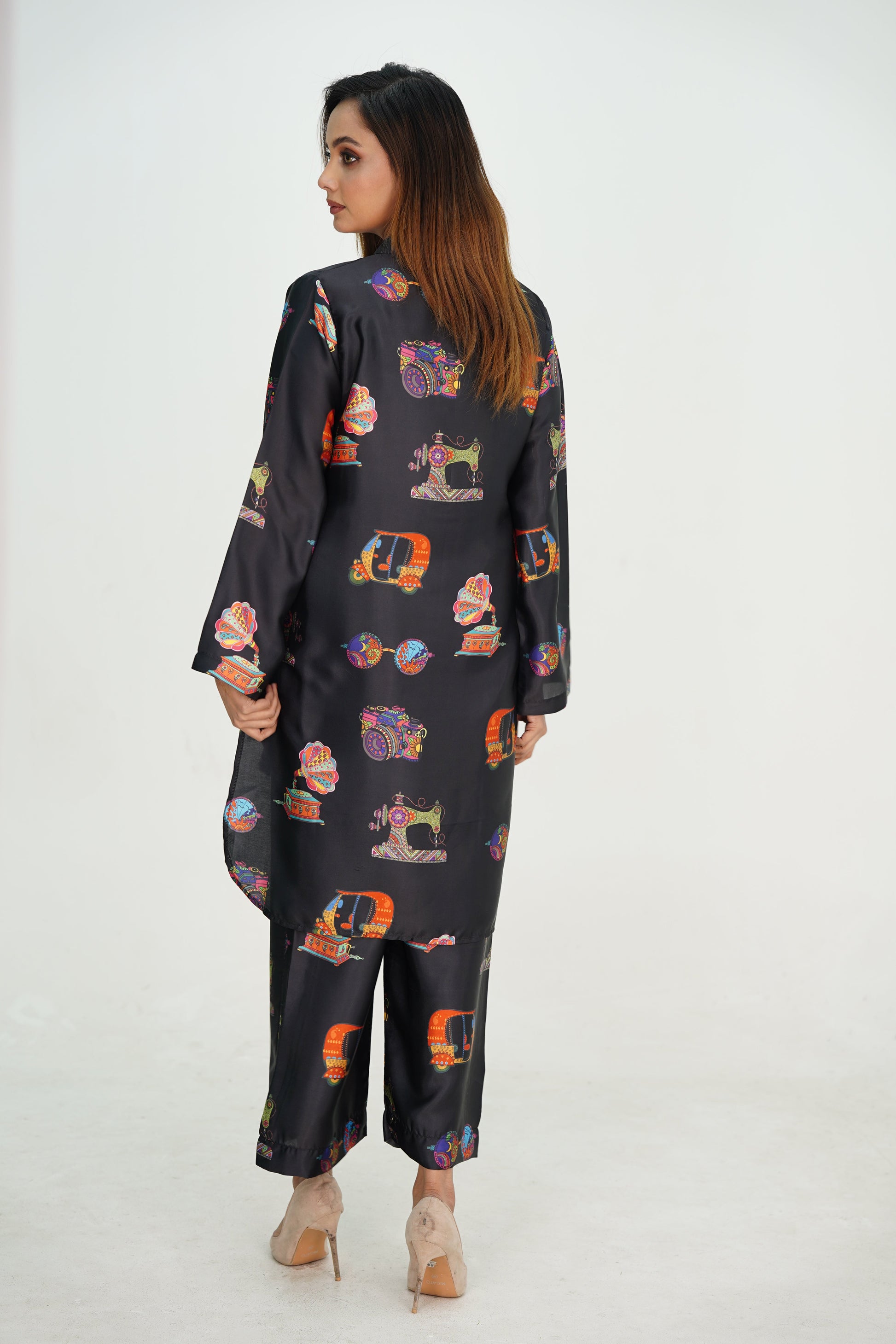 Shamosh Short Silk Digital Printed Stitched 2-Piece 