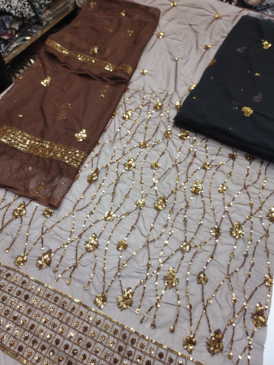 Embroidered front neckline on net Arzoofficial 2pice