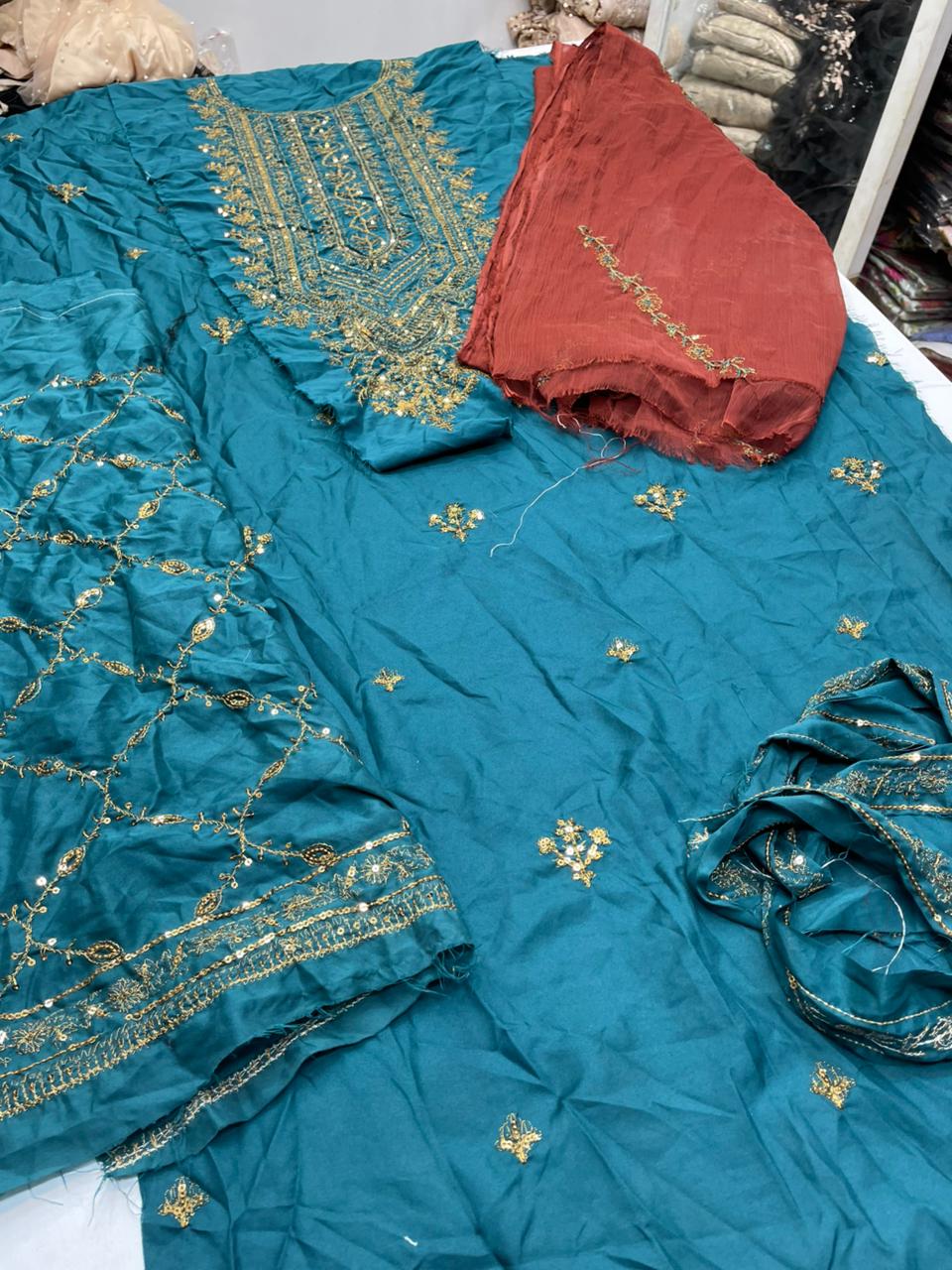 Embroidered front neckline on jumbo silk 2pice