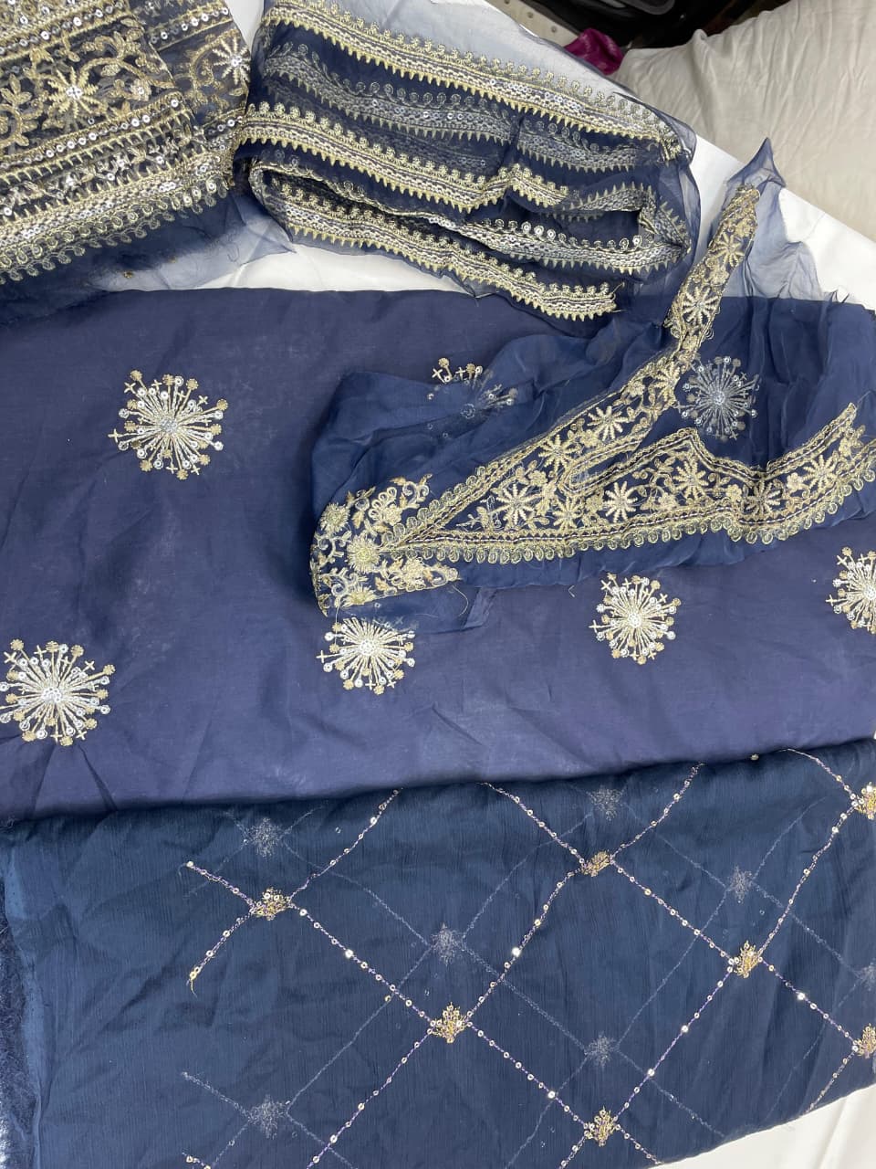 Unstitched 2-Piece Suit – Lawn & Chiffon