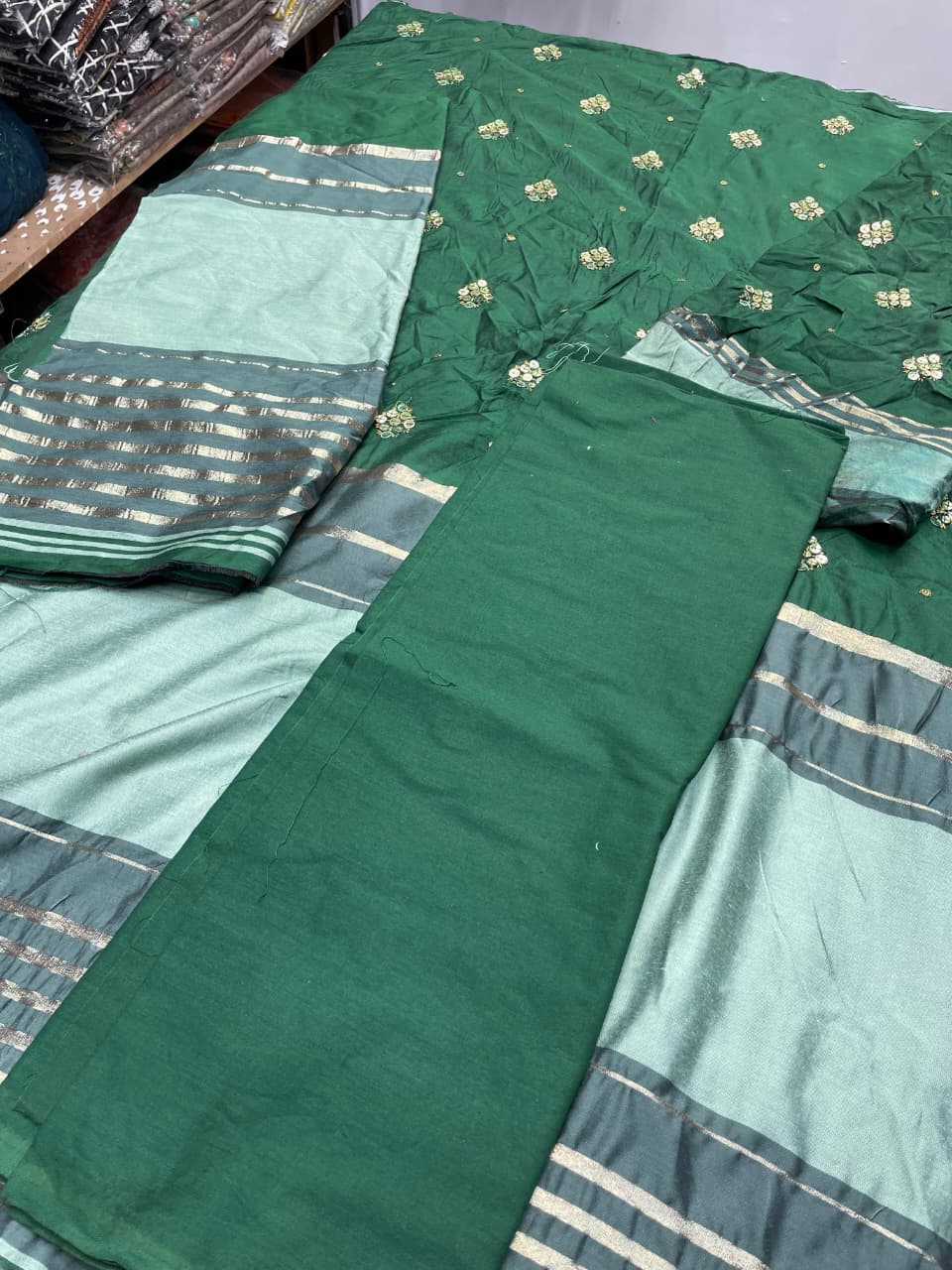 Lawn & Cotton 2-Piece Suit – Unstitched