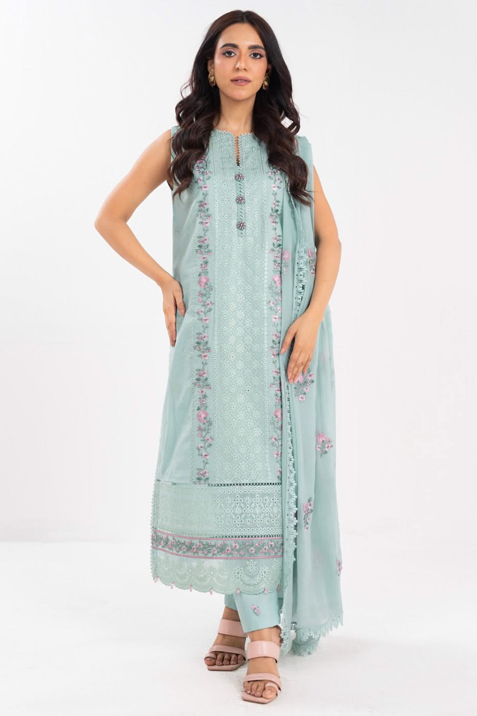 Embroidered Lawn 2-Piece Suit – Slight Imperfections