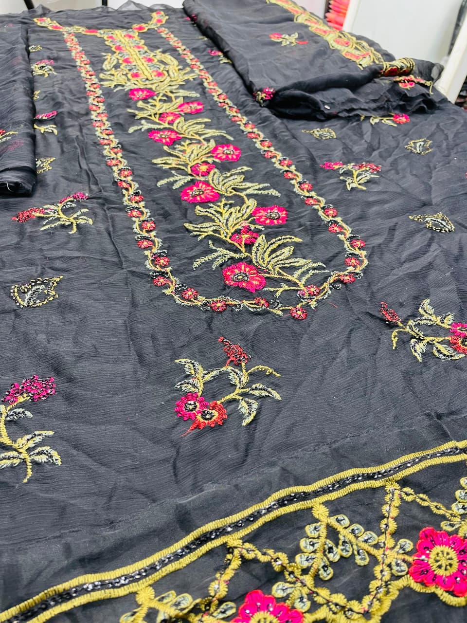 Black Chiffon – Unstitched 2-Piece Suit