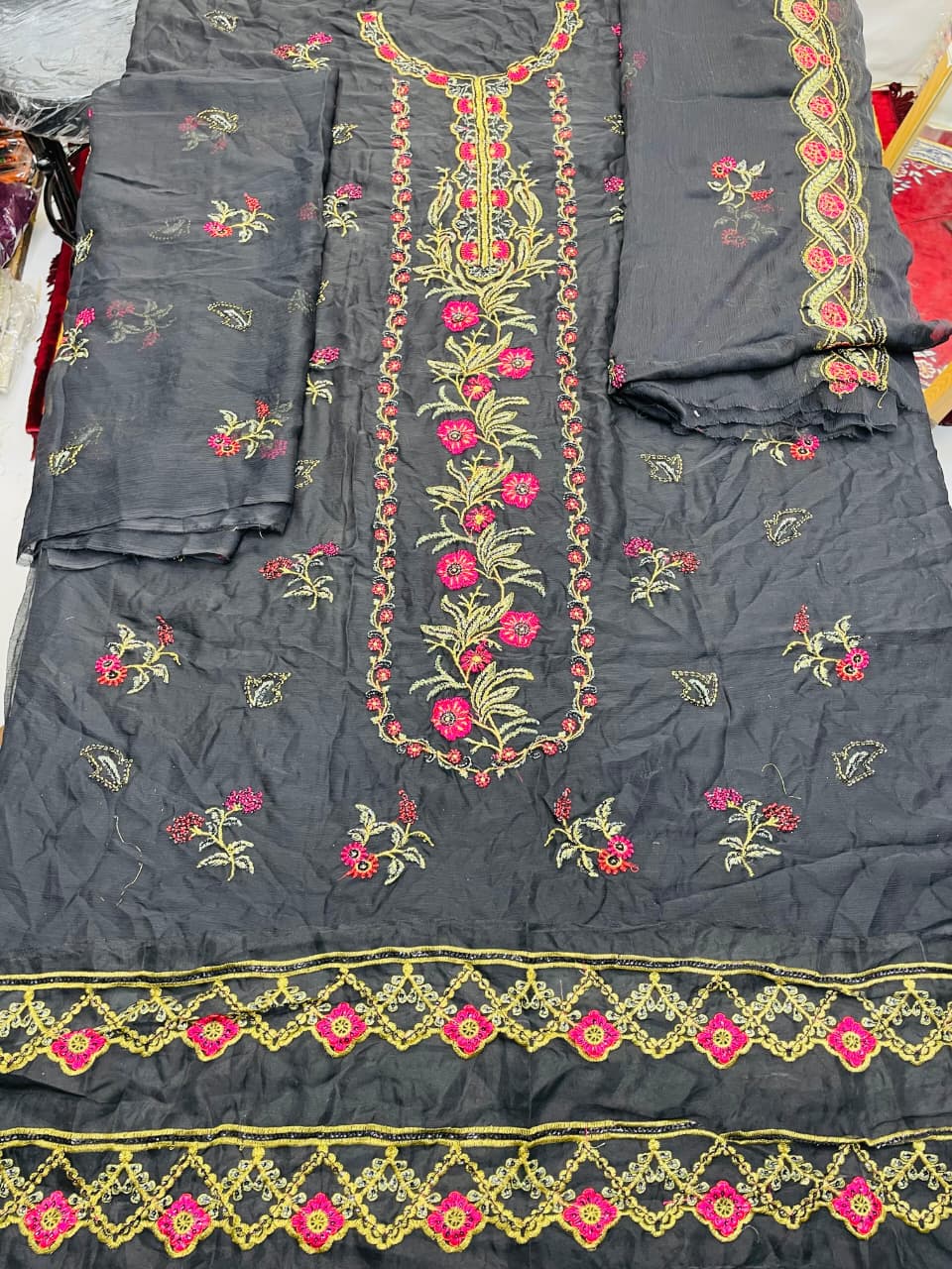 Black Chiffon – Unstitched 2-Piece Suit