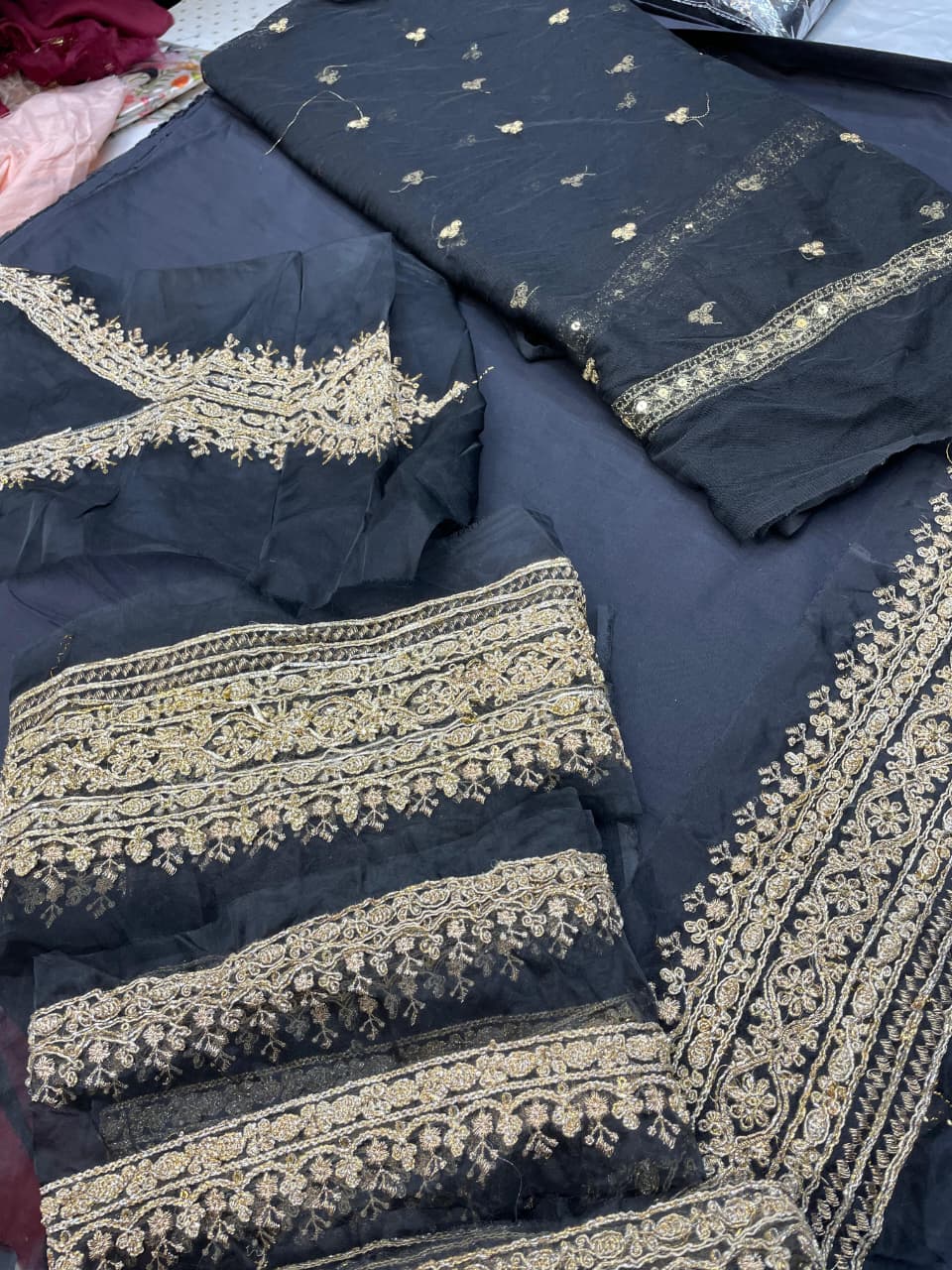 Black Lawn – Unstitched 3-Piece Suit