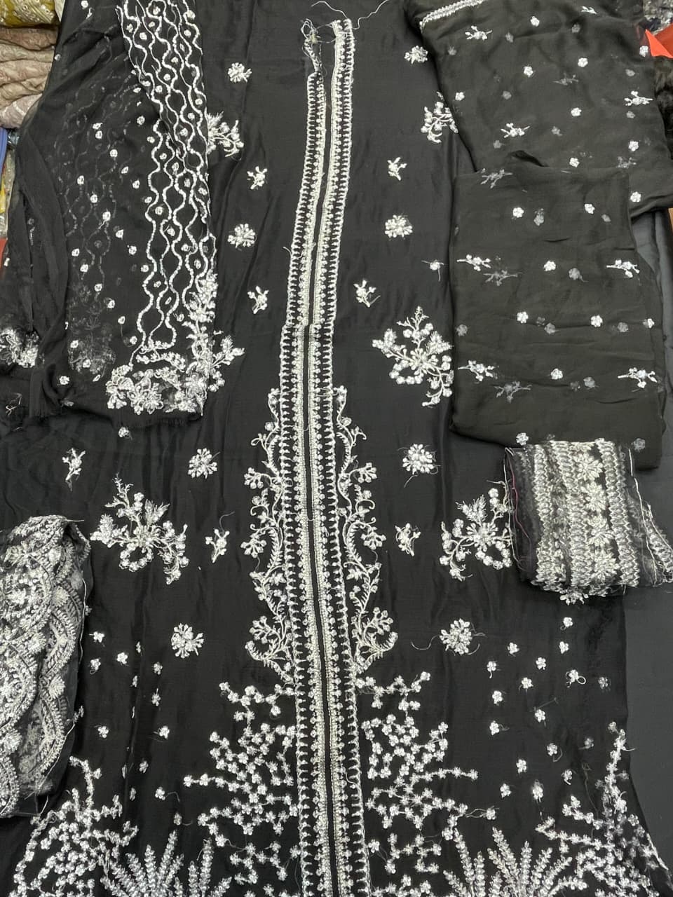 Black Chiffon – Unstitched 2-Piece Suit