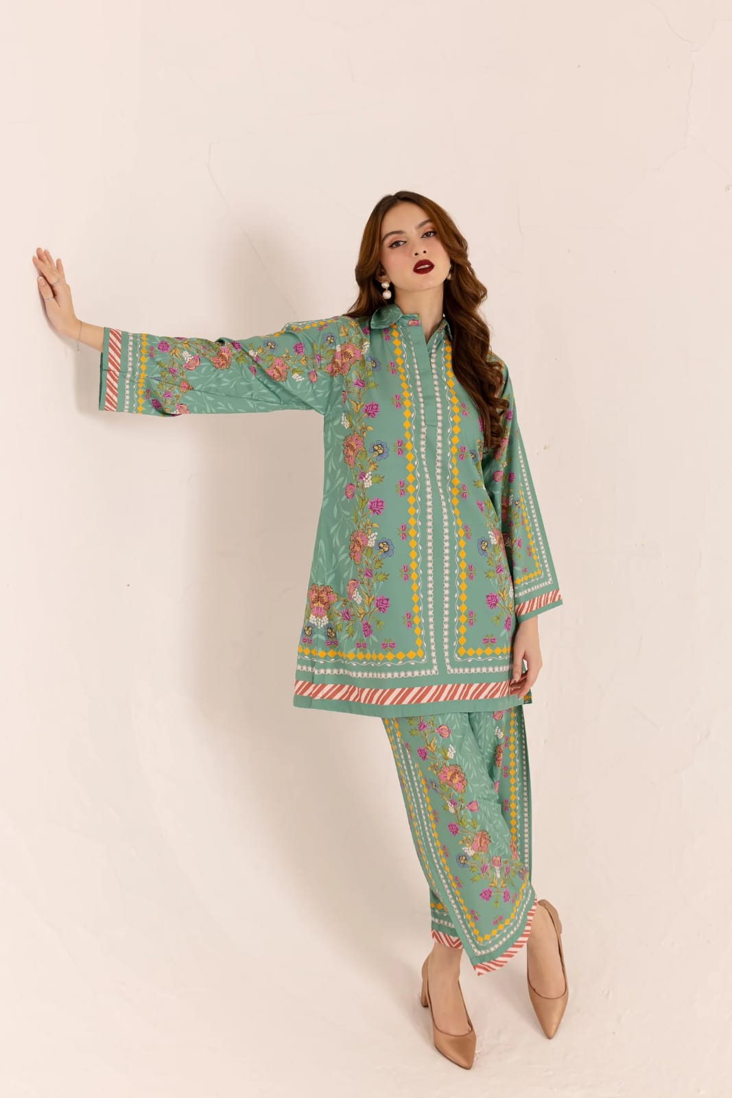 Floral Printed Kurta & Trouser Set