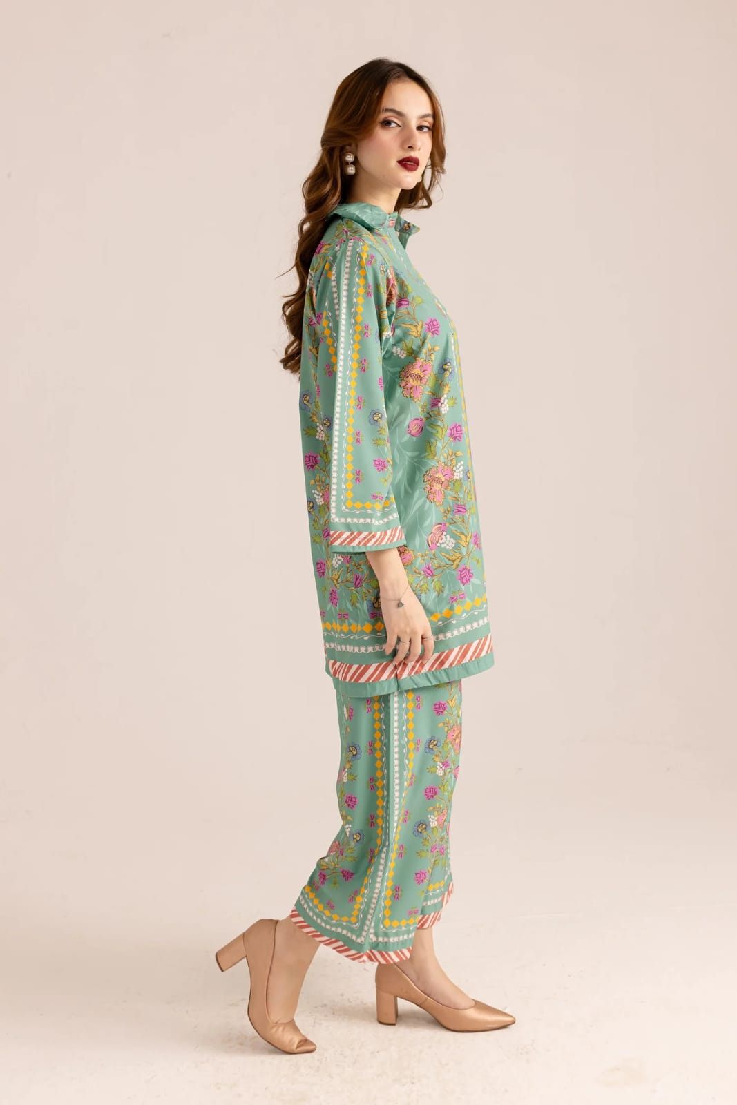 Floral Printed Kurta & Trouser Set