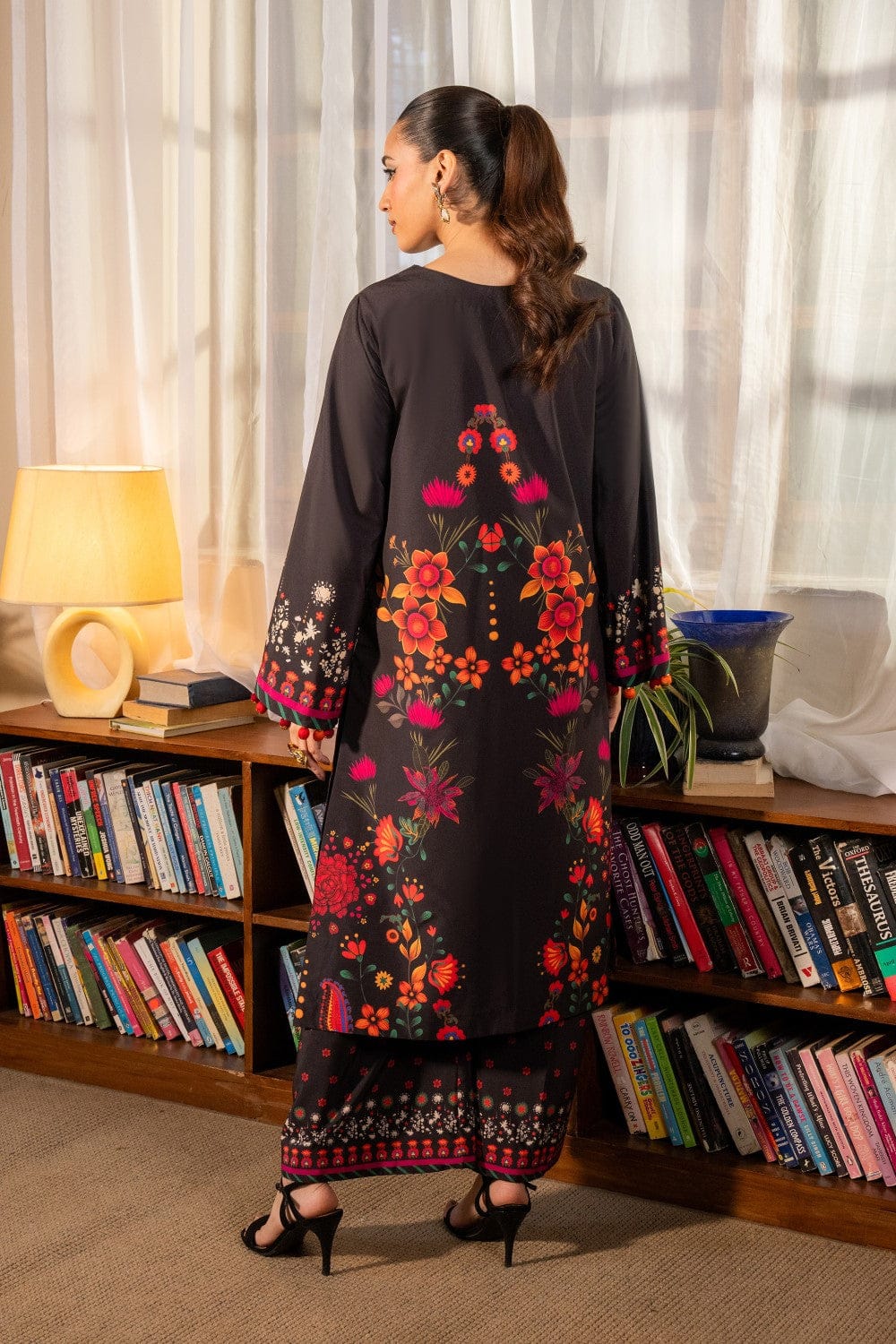 Midnight Floral Printed 2-Piece Suit code 020