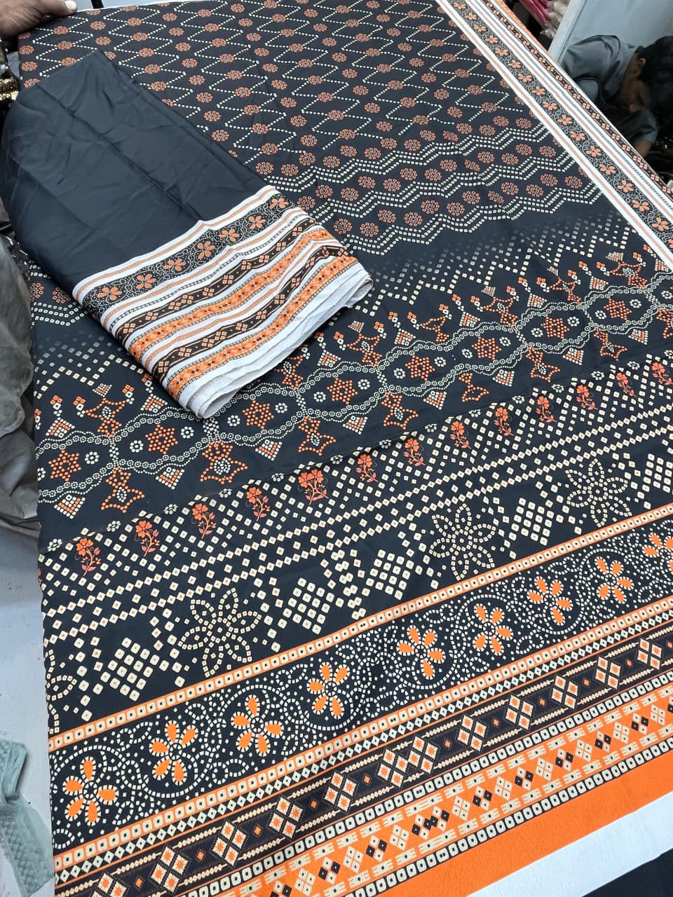 Midnight Ethnic Printed 2-Piece Suit code 019