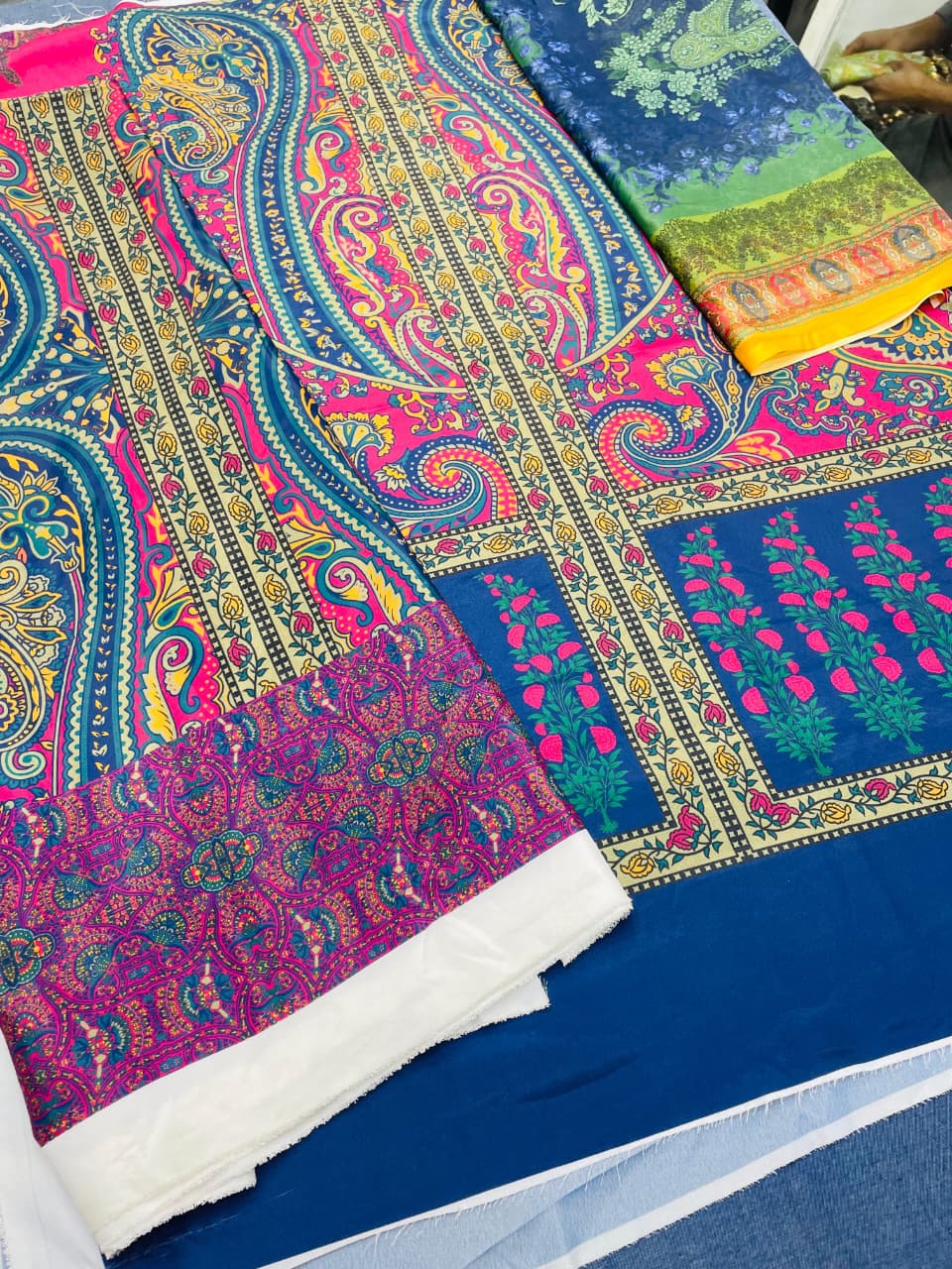 Royal Blue Paisley Printed Unstitched 2-Piece Suit code 025