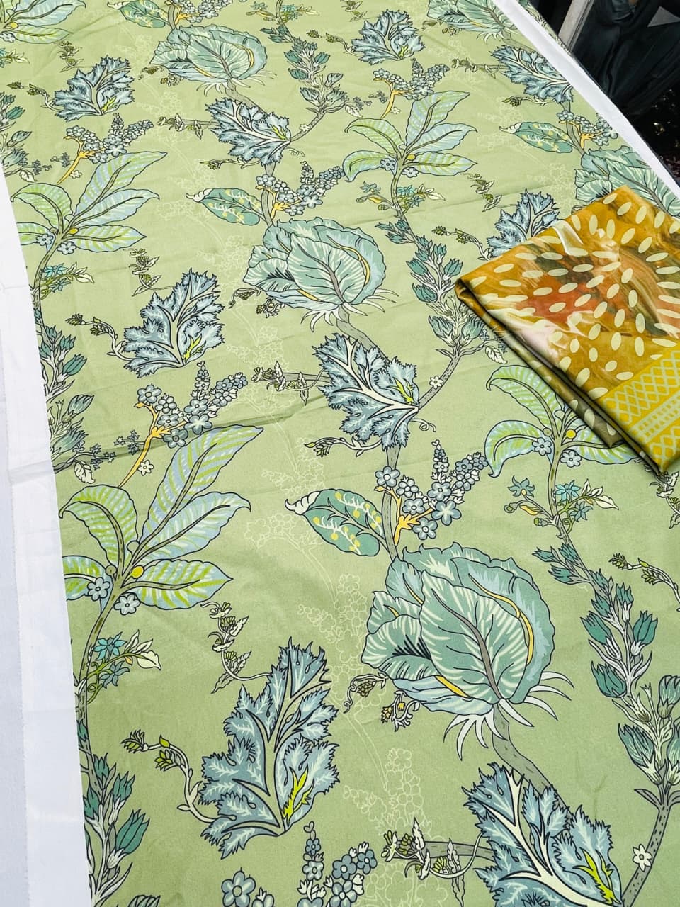 Elegant Mint Green Floral – Unstitched 2-Piece code 032