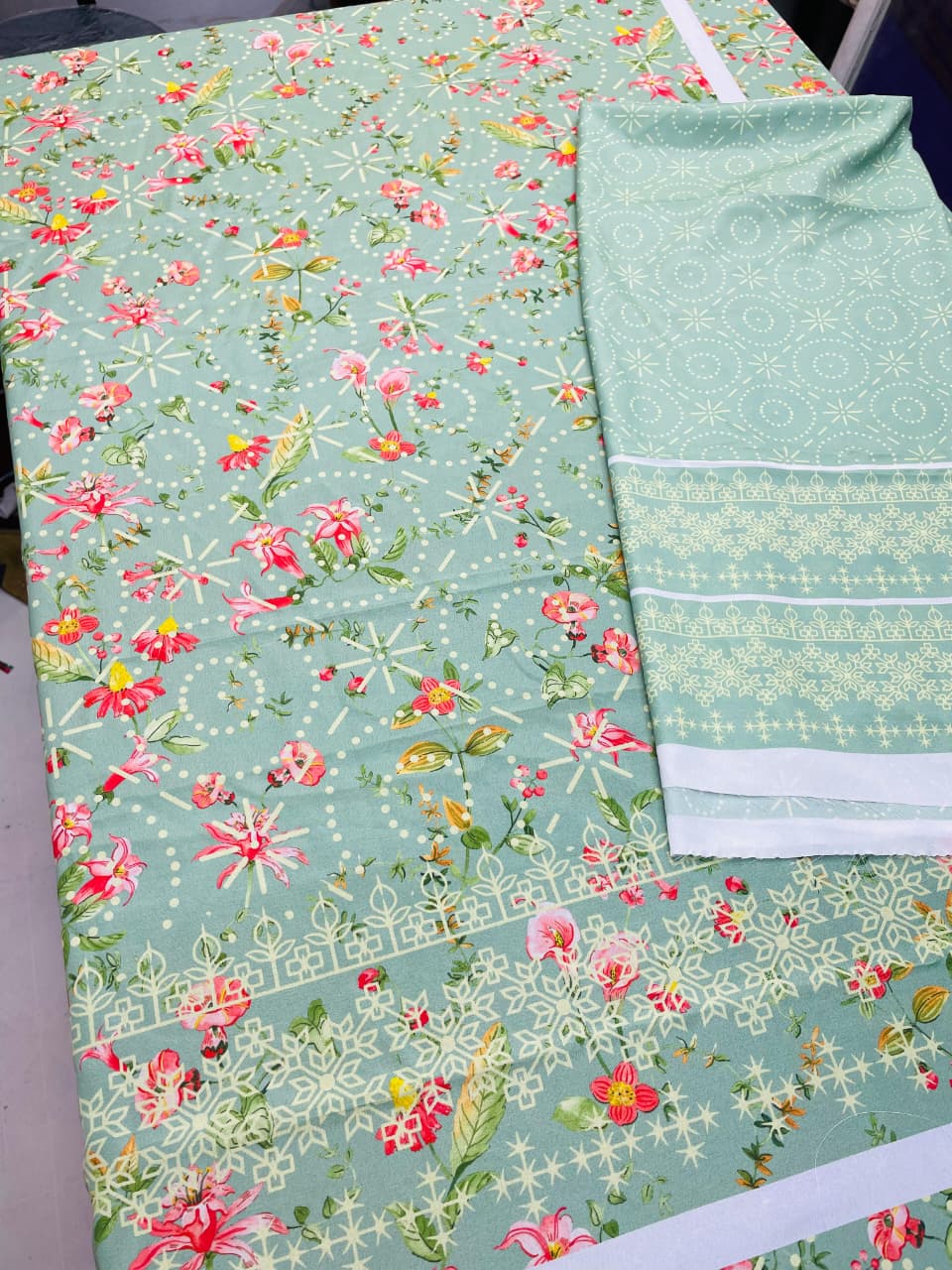 Floral Green Fabric Set – Unstitched 2-Piece code 037