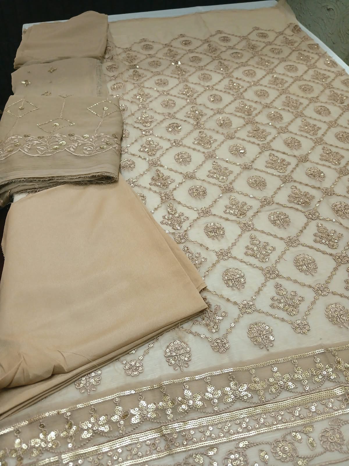 3PC Unstitched Chiffon Embroidered Suit (SAW-01)