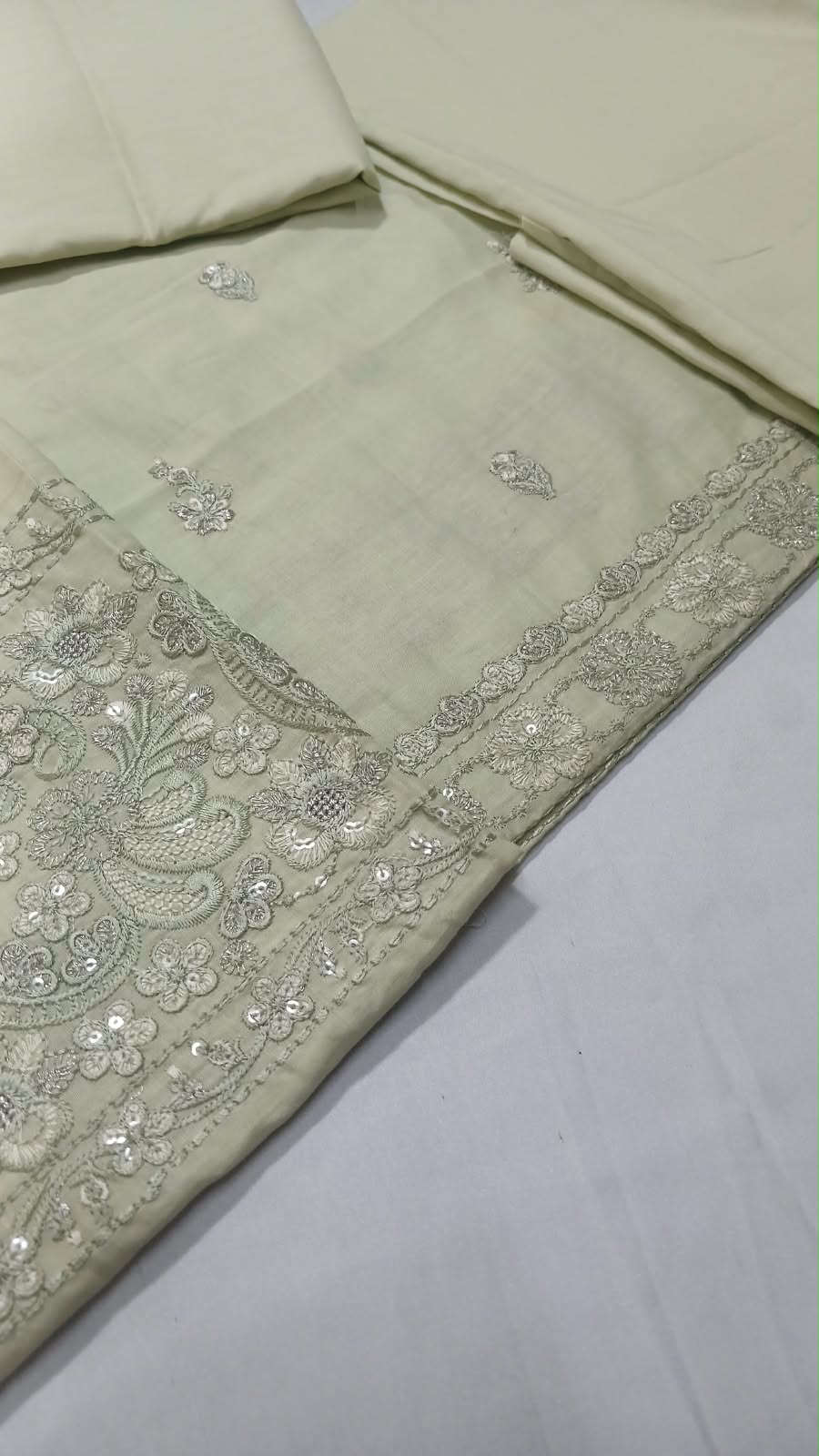 3PC Unstitched Chiffon Embroidered Suit (SAW-10)