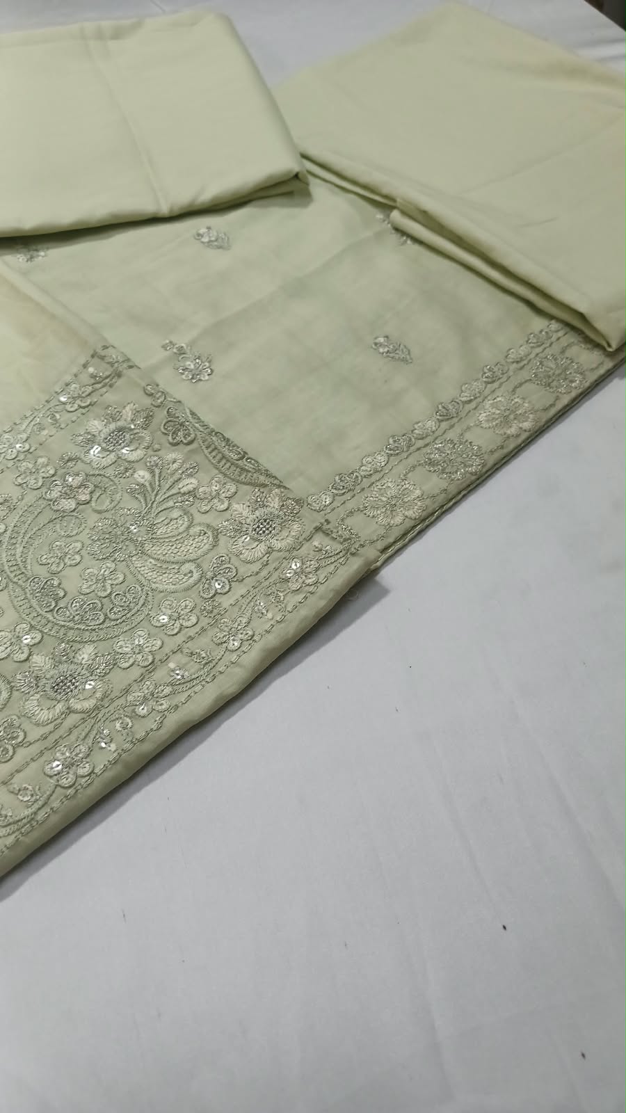 3PC Unstitched Chiffon Embroidered Suit (SAW-10)
