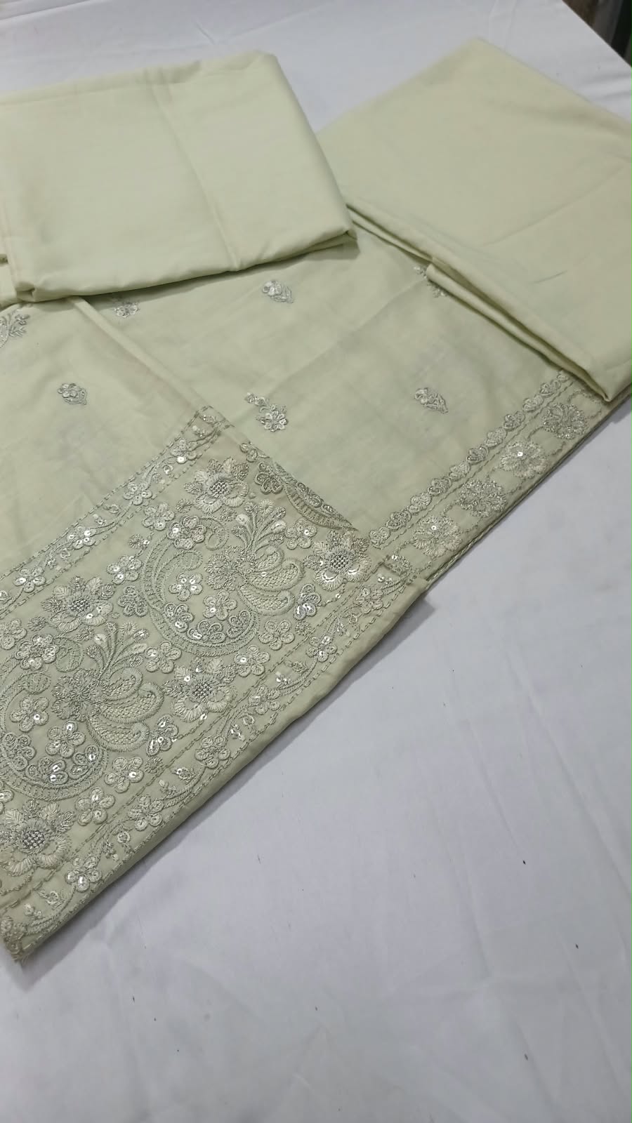 3PC Unstitched Chiffon Embroidered Suit (SAW-10)