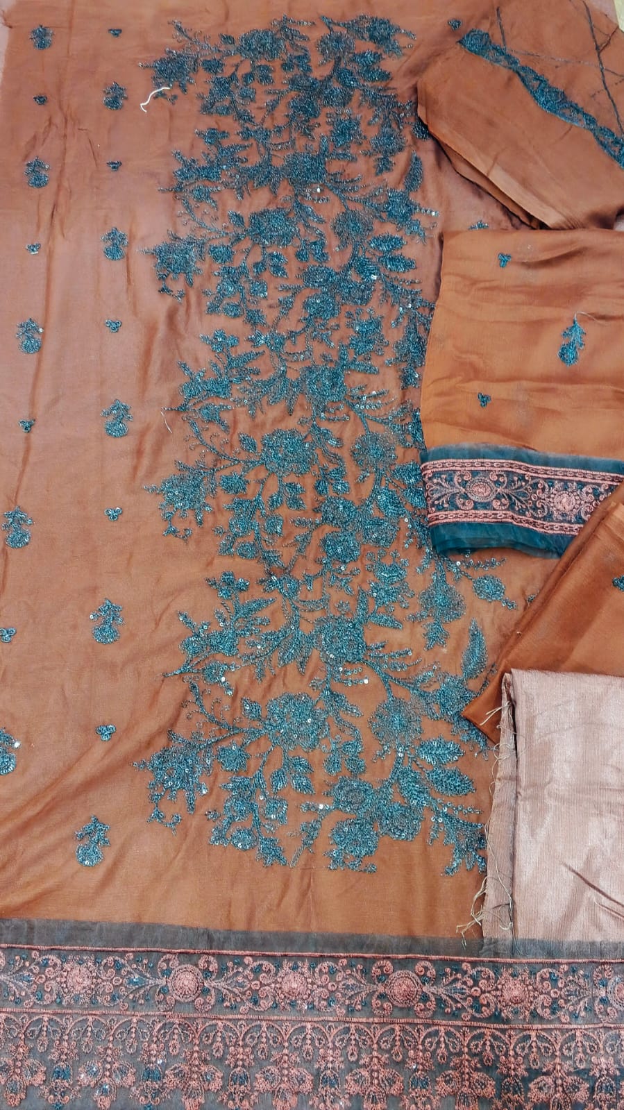 3PC Unstitched Chiffon Embroidered Suit (SAW-14)