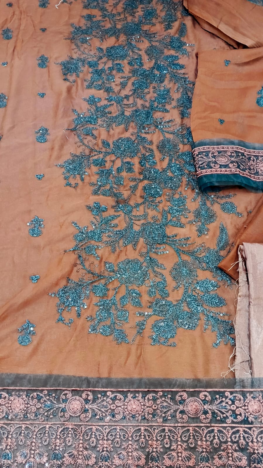 3PC Unstitched Chiffon Embroidered Suit (SAW-14)