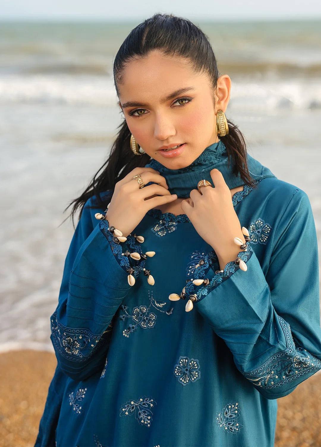 2PC Unstitched Lawn Embroidered Suit (SAW-15)