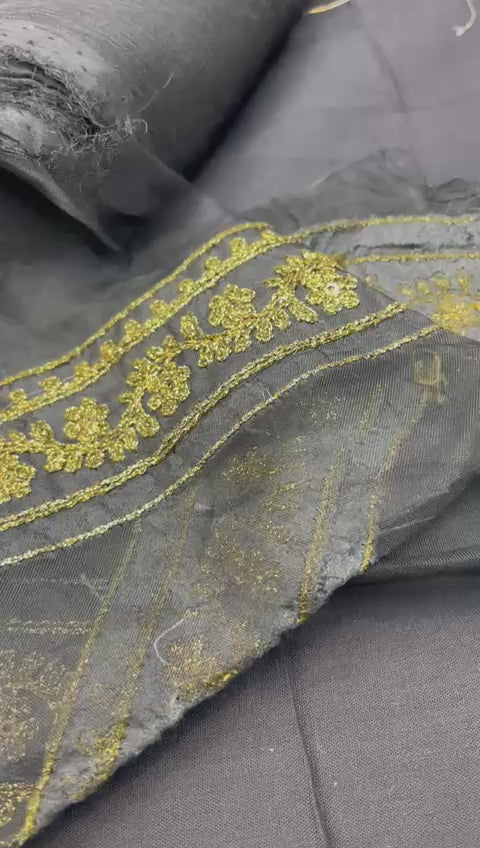 Black Lawn – Unstitched 3-Piece Suit