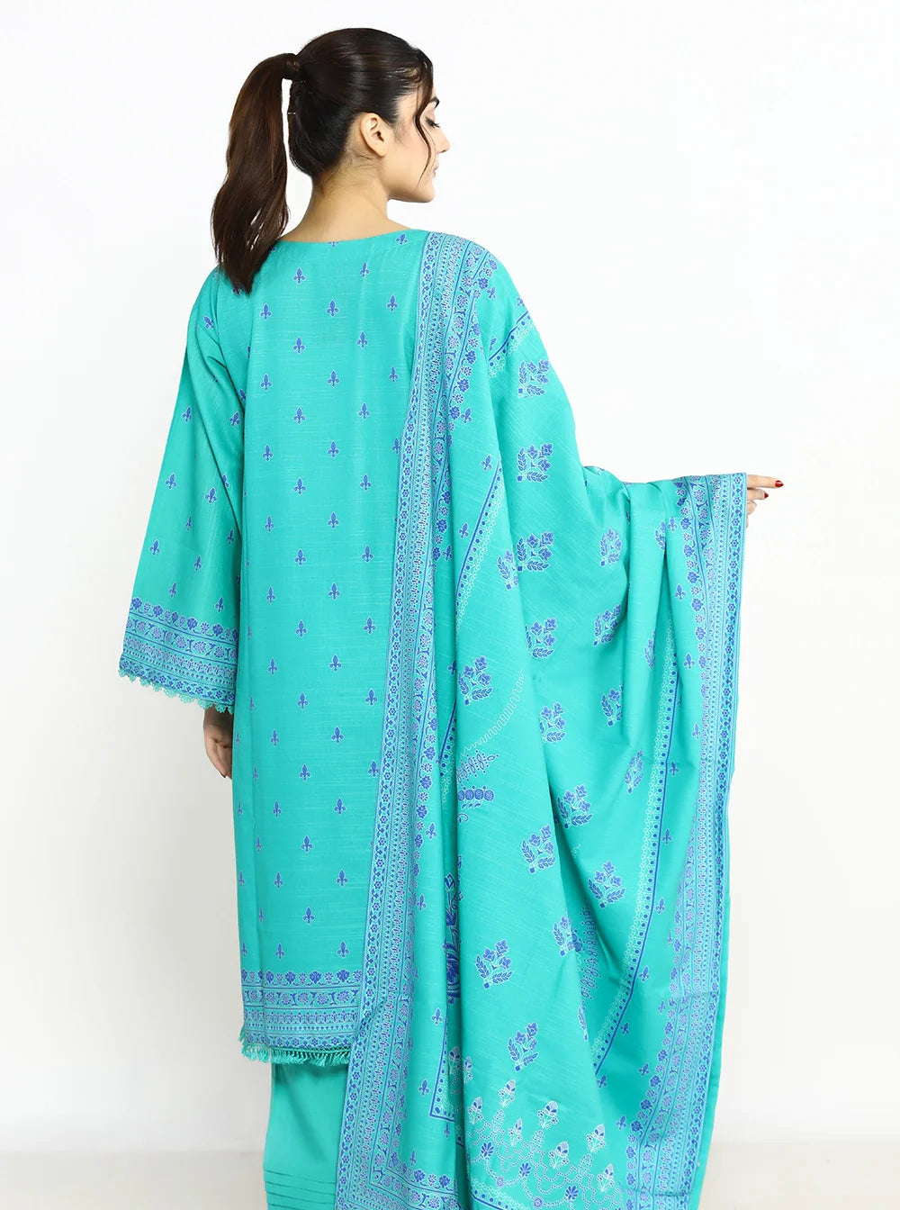 3 Piece – Printed Khaddar Suit | SAW-70